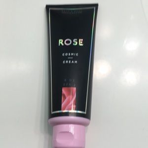Bath & body works body cream